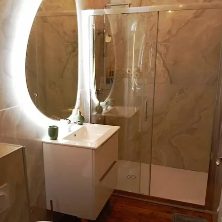 La Maison Du Soleil Appartement LʼIsle-Jourdain